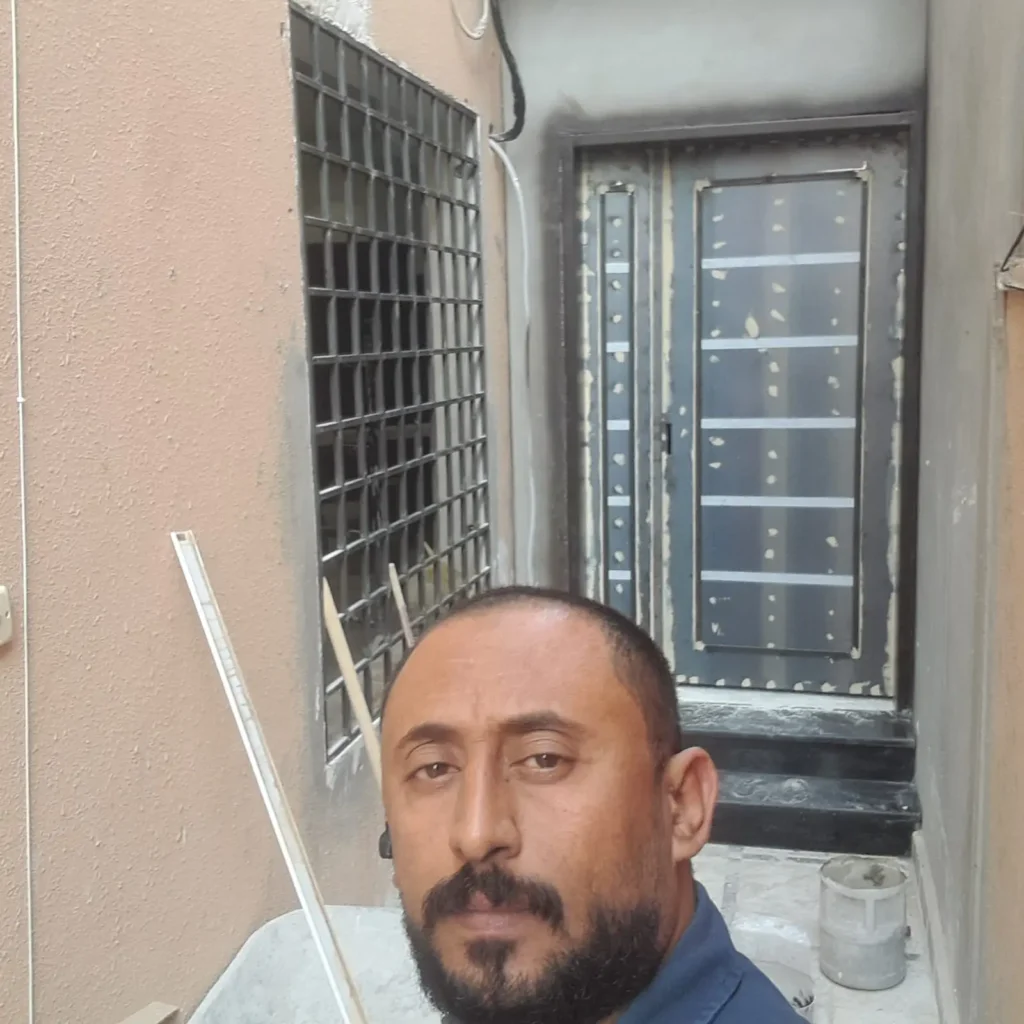 مقاول حدادة أبواب محترف في الرياض