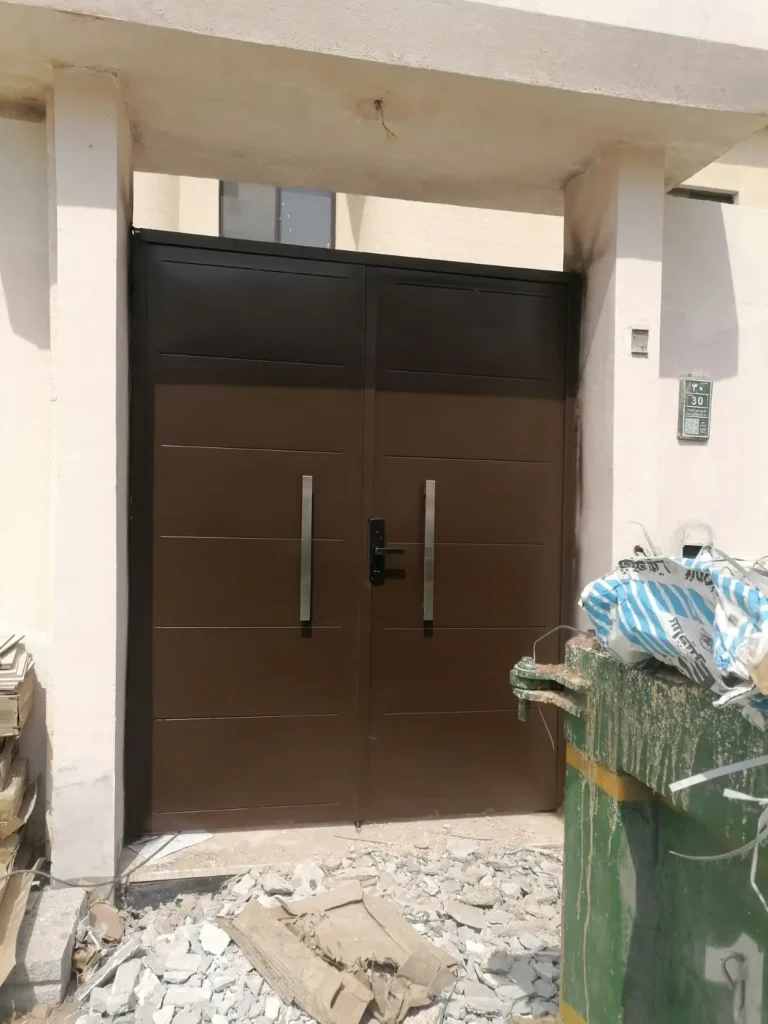 خدمات تركيب الأبواب بالرياض