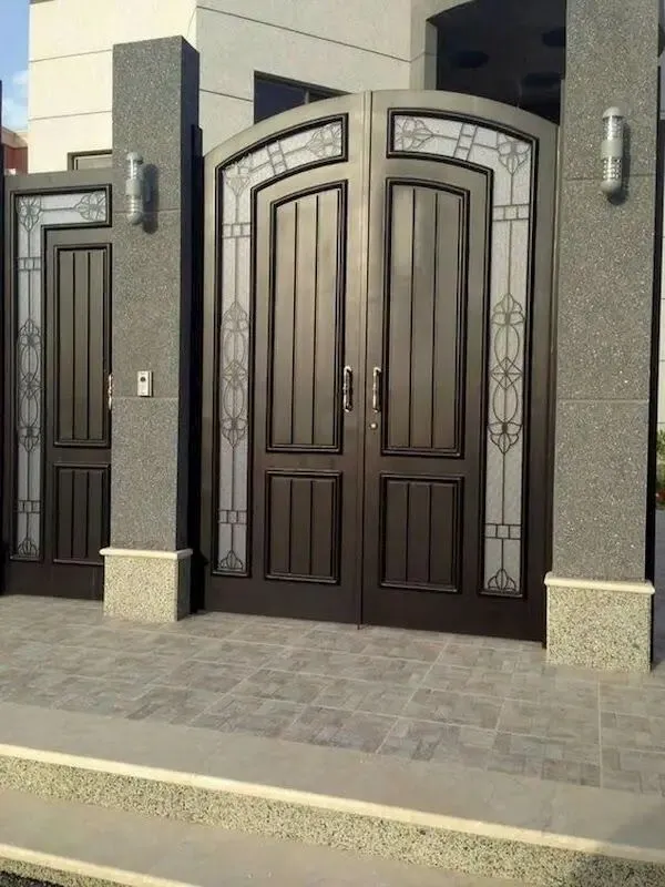 أبواب حديد مزدوجة بالرياض