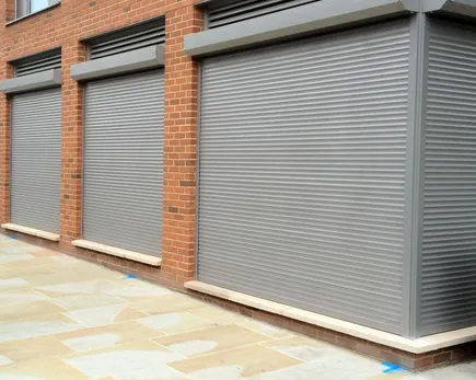 تركيب أبواب مستودعات بالرياض