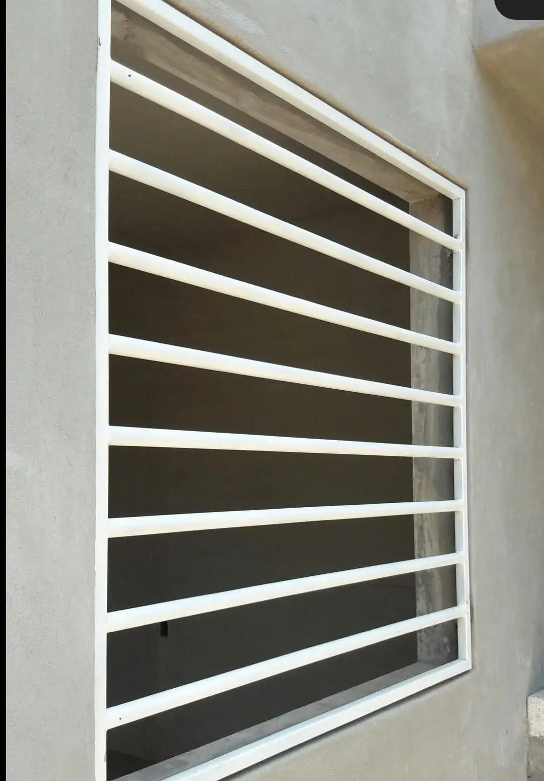 ورشة تركيب شبابيك حديد في الرياض