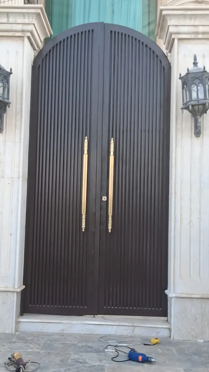 تركيب أبواب حديد في الرياض