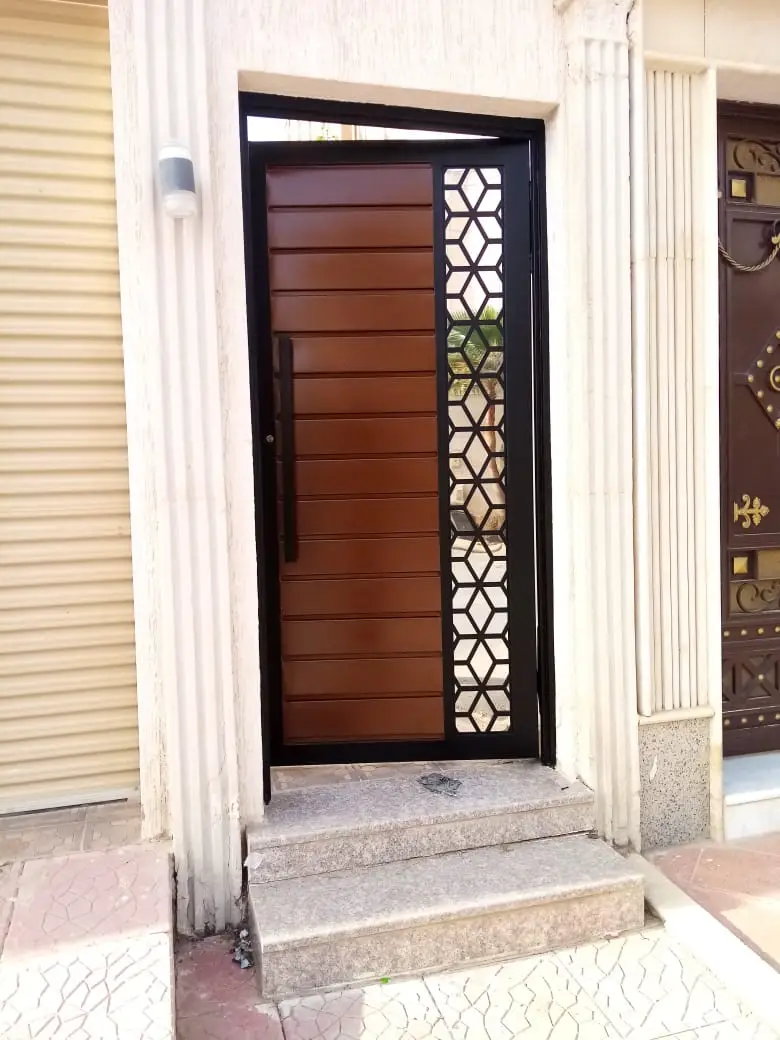 حدادة وتركيب أبواب حديد الرياض