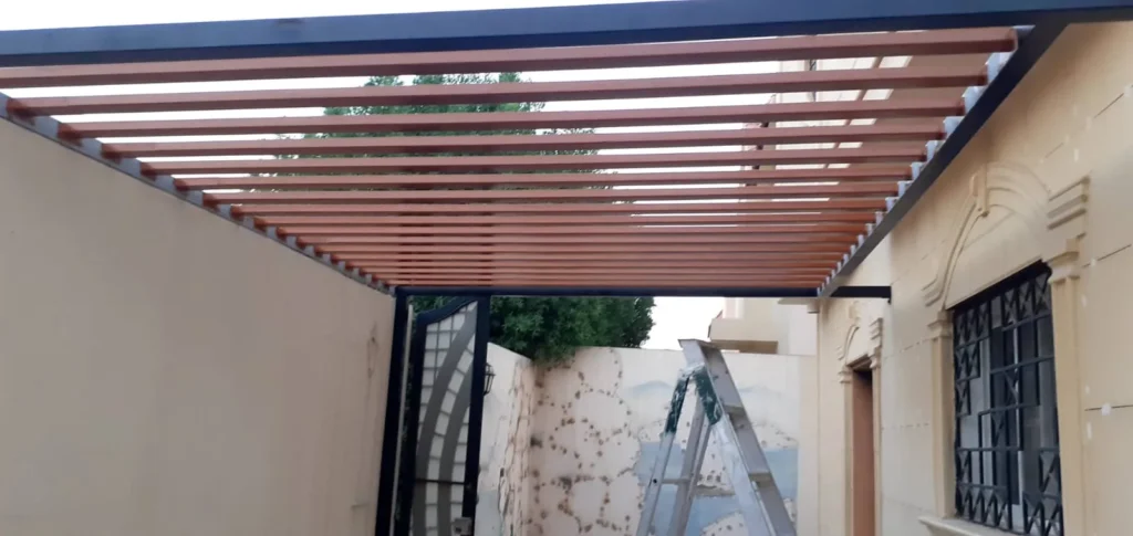 تركيب برجوالات خشبية للمنازل الرياض