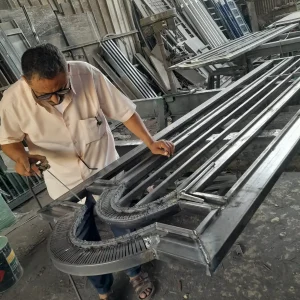 حداد تركيب أبواب حديد في الرياض