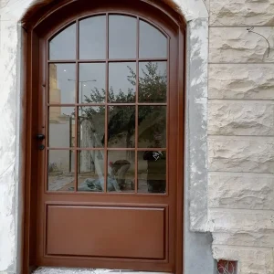 أبواب حديد مع زجاج في الرياض