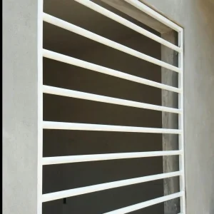 ورشة تركيب شبابيك حديد في الرياض