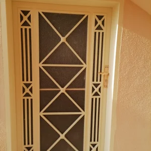 أبواب حديد قص ليزر في الرياض