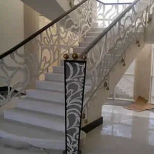 معلم تركيب درابزينات في الرياض