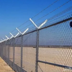 شبوك حماية للأراضي والمزارع بالرياض